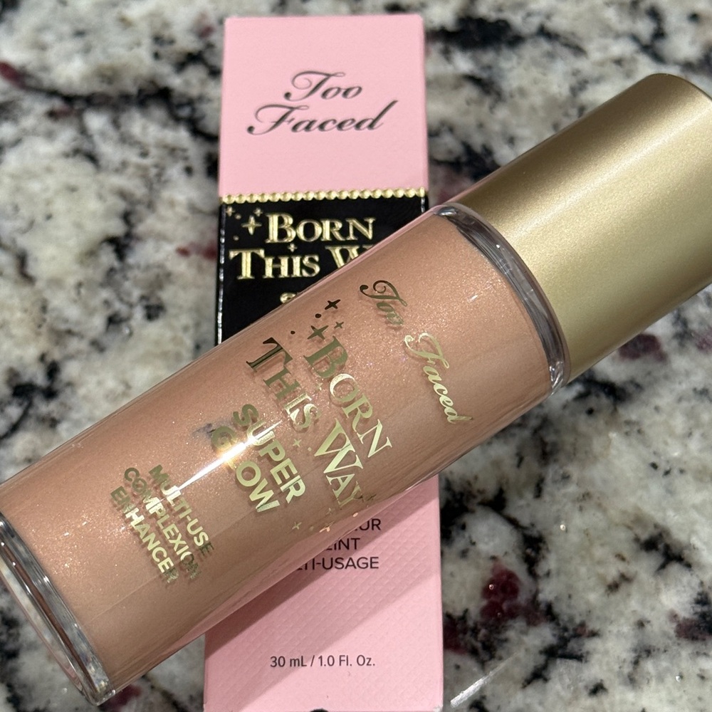 Too Faced Born This Way Super Glow Complexion Enhancer Honey Glow New in Box!